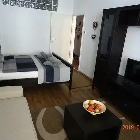 Galeriusbeach Deluxe Апартаменты *