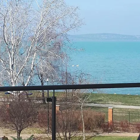 Galeriusbeach Deluxe * Siófok