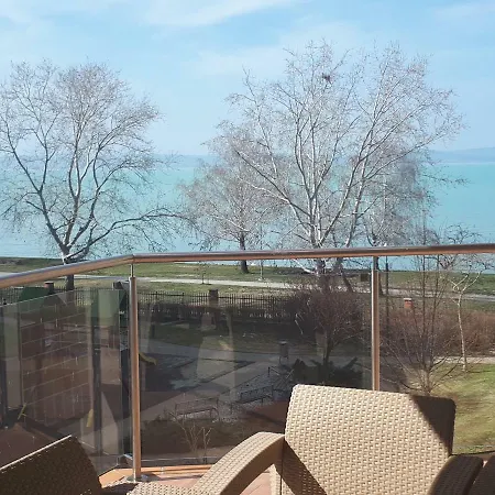 Galeriusbeach Deluxe *